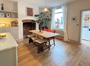 Photo 5- click for photo gallery